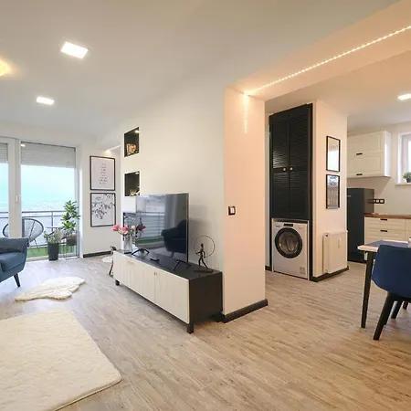 Monos Apartamento Tatabánya