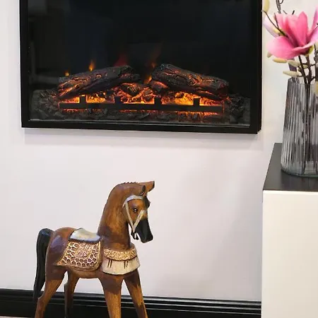 Monos Apartamento Tatabánya