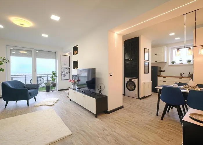 Monos Lägenhet Tatabánya